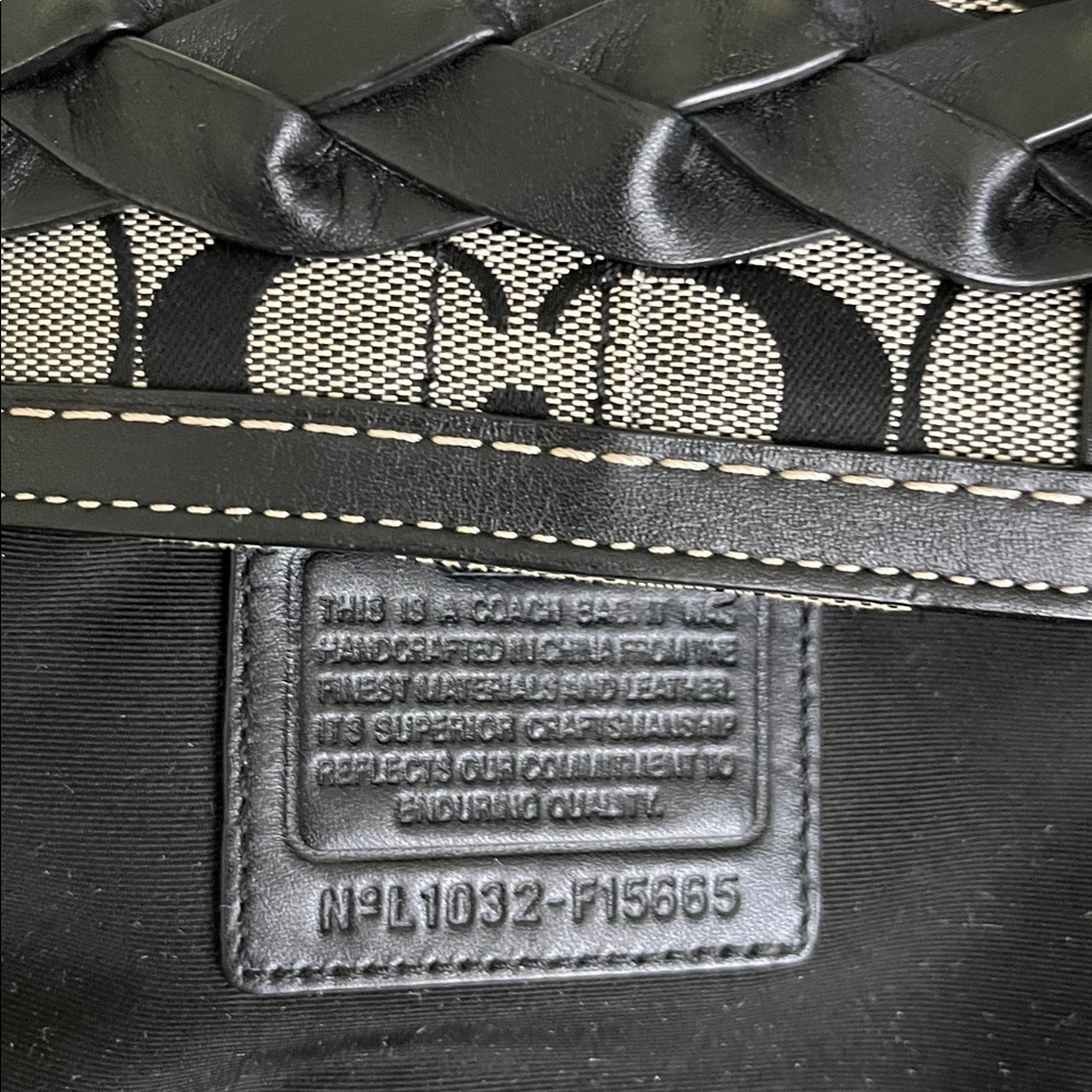 Coach Hampton Signature Canvas Satchel in black and gray - Picture 3 of 12